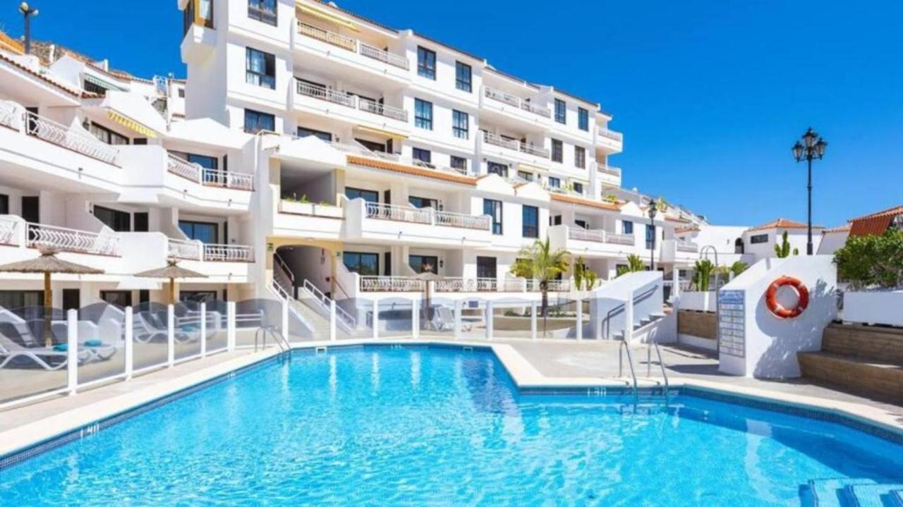 Greatly Located Apartment With Heated Pool, Los Cristianos Los Cristianos  Exterior foto